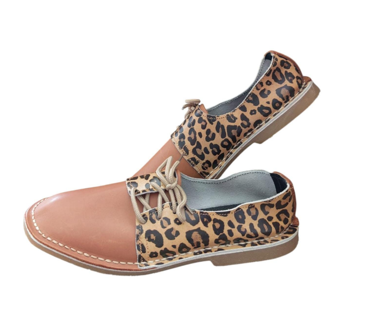 Ladies Leather Printed Side Lace Vellies - TAN WITH LEOPARD